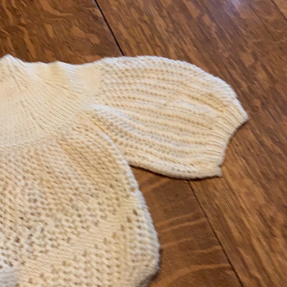 New handmade sweater. Not sure of size. - Picture 6 of 6